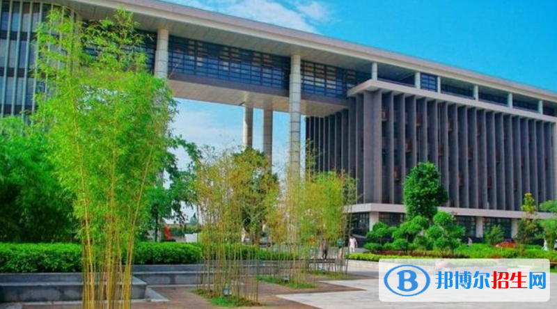 福建工程學(xué)院是幾本？是985和211嗎？