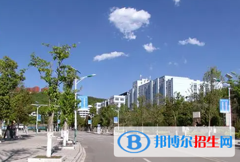 2023年盤縣職業(yè)技術(shù)學(xué)校學(xué)費(fèi)、收費(fèi)多少 