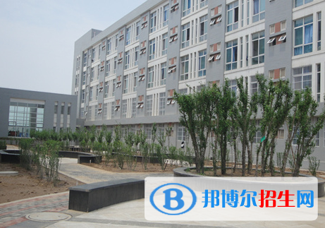 2023年渭南市東大職業(yè)學校招生辦聯(lián)系電話