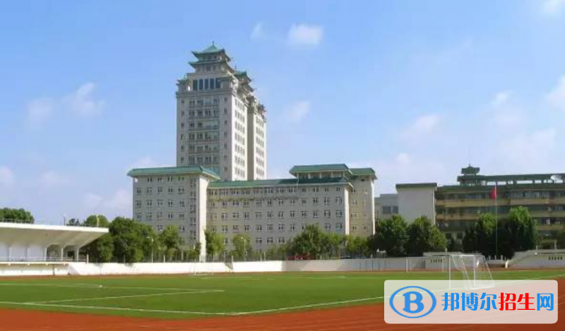 中南民族大學(xué)是幾本？是985和211嗎？