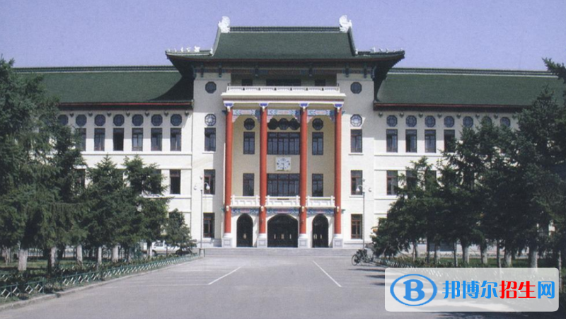 哈爾濱醫(yī)科大學(xué)是幾本？是985和211嗎？