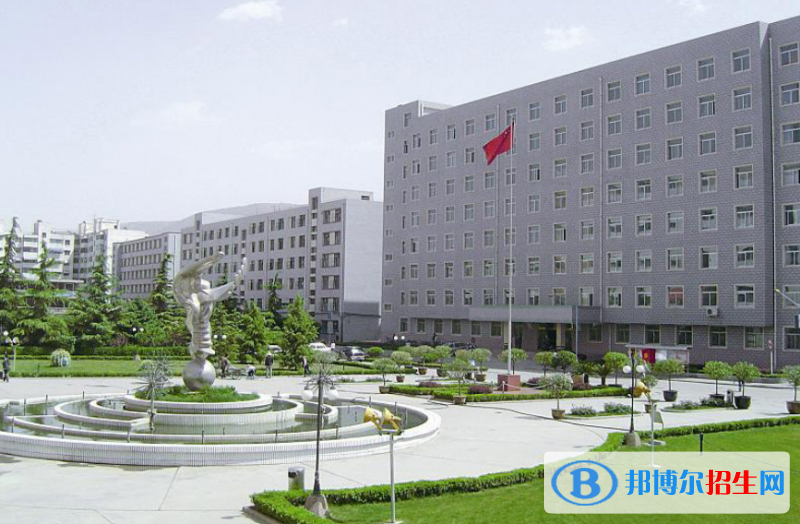新疆財(cái)經(jīng)大學(xué)是幾本？是985和211嗎？