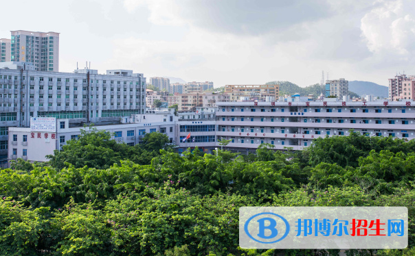 深圳寶民技工學(xué)校地址在哪里，哪個(gè)地區(qū)，哪個(gè)城市?