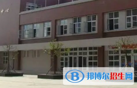 2023都江堰市技工學校多少錢(學費明細)