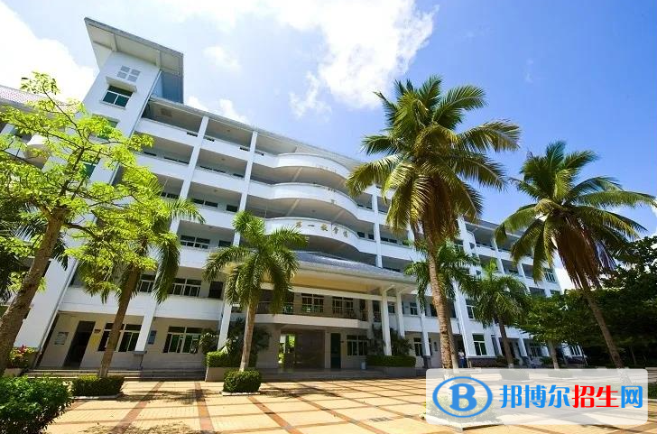 海南中學三亞學校歷年招生分數(shù)線一覽表(2023參考)