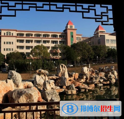 江蘇省宜興中等專業(yè)學(xué)校地址在哪里，哪個(gè)地區(qū)，哪個(gè)城市?