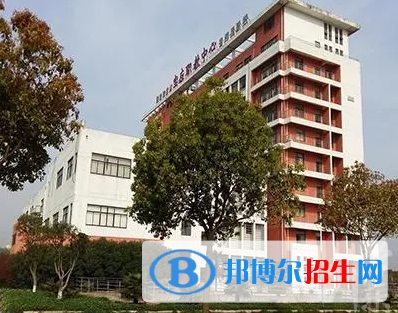 2023江蘇省寶應(yīng)中等專業(yè)學(xué)校招生計劃 招生人數(shù)是多少(附要求、條件、對象)