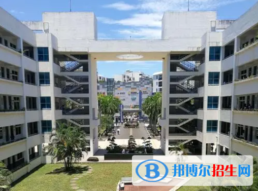 2023南開大學(xué)附中儋州市第一中學(xué)多少錢(學(xué)費明細)
