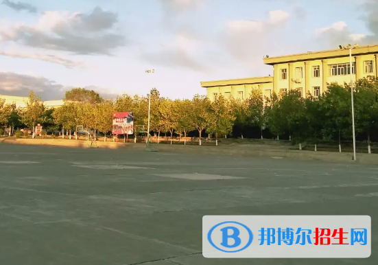 2023新疆廣播影視學(xué)校多少錢(學(xué)費(fèi)明細(xì))
