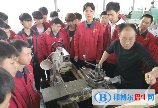 2023陜西漢江技工學(xué)校招生計劃 招生人數(shù)是多少(附要求、條件、對象)