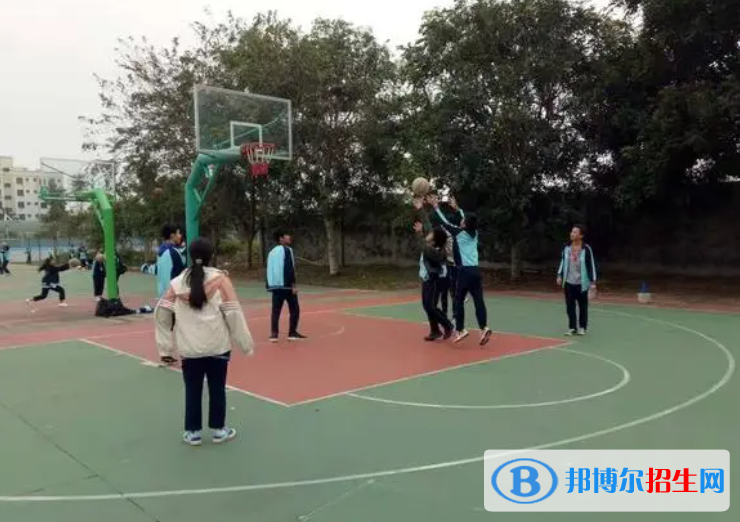 萬寧市大同中學歷年招生分數(shù)線一覽表(2023參考)