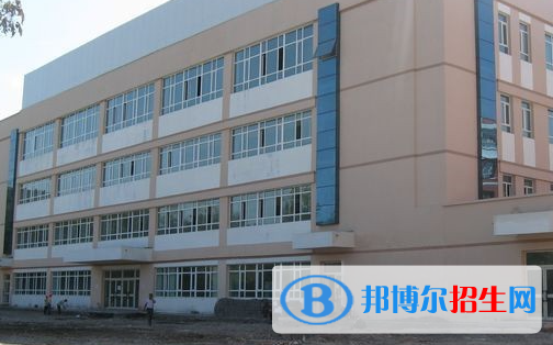 2023旅游服務(wù)與管理專(zhuān)業(yè)的烏魯木齊中職學(xué)校有哪些？