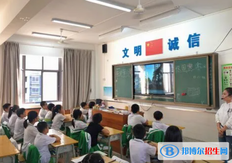 ?？诰吧綄W(xué)校怎么樣、好不好(2023參考)