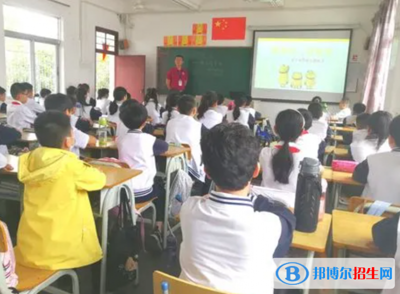 2023三亞外國語學(xué)校多少錢(學(xué)費(fèi)明細(xì))