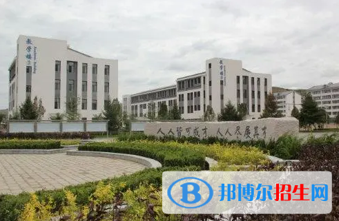 2023汽車運(yùn)用與維修專業(yè)的平?jīng)鲋新殞W(xué)校有哪些？