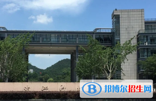 梧州學(xué)院和浙江科技學(xué)院怎么選？哪個好？附全國排名和分?jǐn)?shù)線