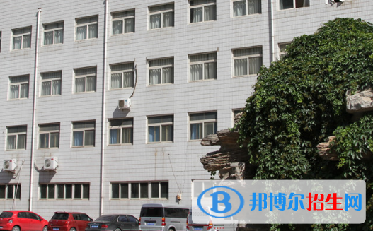 北京科技高級技術(shù)學(xué)校地址在哪里，哪個地區(qū)，哪個城市?