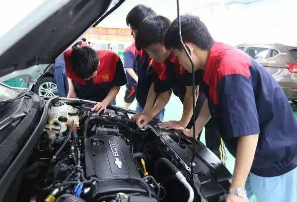 汽車(chē)專(zhuān)業(yè)怎么樣 汽車(chē)制造專(zhuān)業(yè)就業(yè)前景好不好