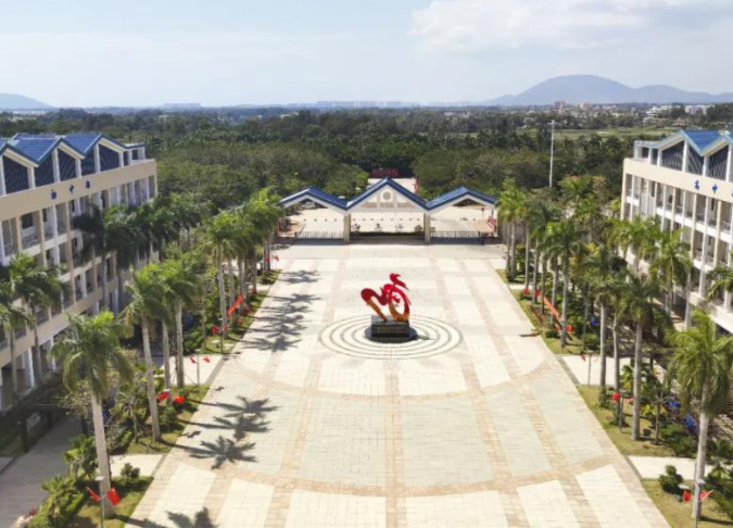 陵水縣民族中學(xué)地址在哪里，哪個(gè)地區(qū)，哪個(gè)城市