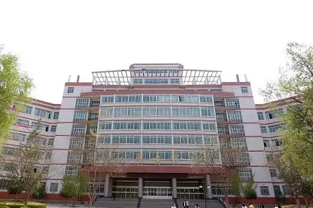 南京工業(yè)大學和蘭州工商學院怎么選？哪個好？附分數(shù)線