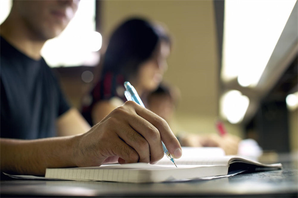 2023重慶女子職業(yè)高級中學開設(shè)的專業(yè)一覽表