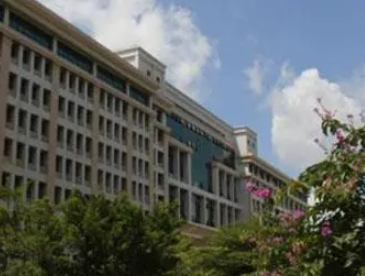 梧州市城市建設(shè)技工學(xué)校地址，乘車路線