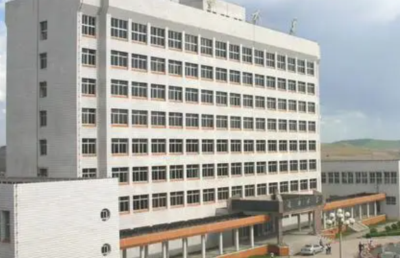 黑龍江工業(yè)學院什么專業(yè)好，黑龍江工業(yè)學院專業(yè)排名
