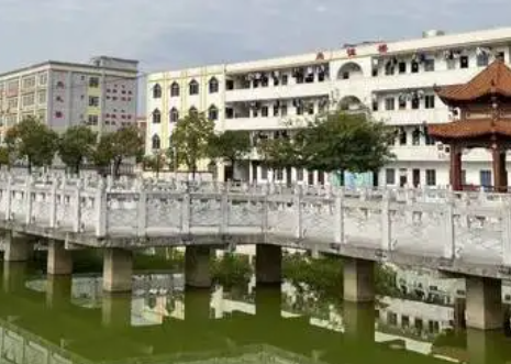都安瑤族自治縣職業(yè)教育中心地址，乘車路線