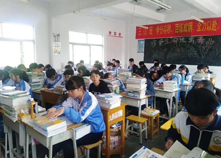 2023年成都中考成績?cè)谀睦锊樵?中考成績查詢?nèi)肟诰W(wǎng)站