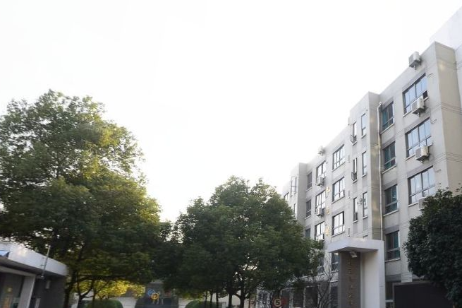南京市第九中學地址，乘車路線