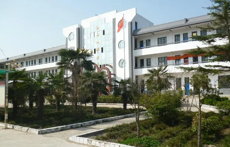 南京市板橋中學歷年招生分數(shù)線一覽表(2023參考)