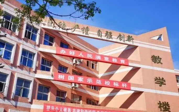2023南充排名前六的護(hù)理學(xué)校名單