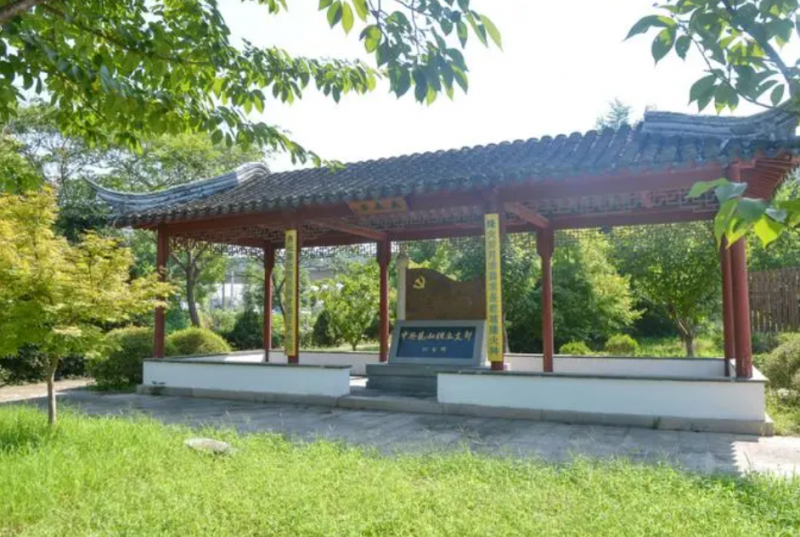昆山市第一中學地址，乘車路線
