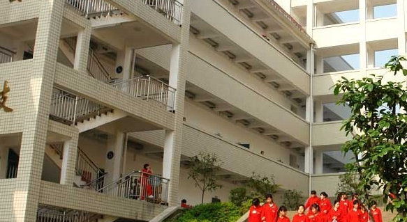 2023重慶排名前八的計算機學校名單