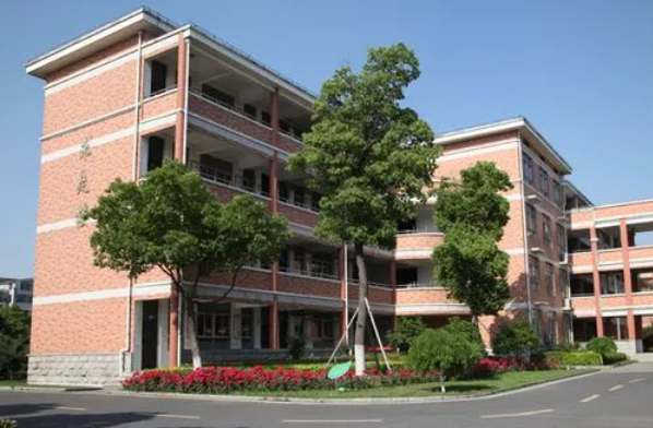 江蘇省橫林高級中學(xué)歷年招生分數(shù)線一覽表(2023參考)