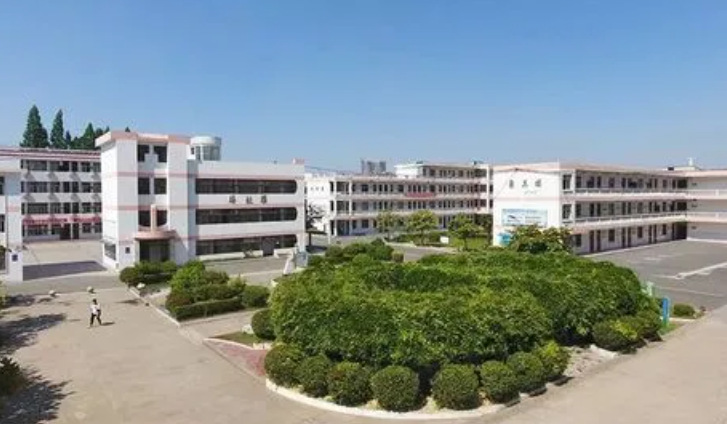 江蘇省鄭梁梅高級中學怎么樣、好不好