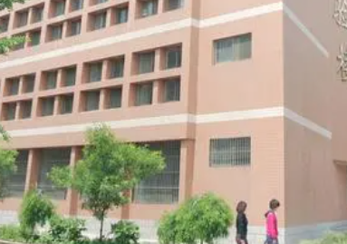 濟寧科技職業(yè)中等專業(yè)學(xué)校地址，乘車路線