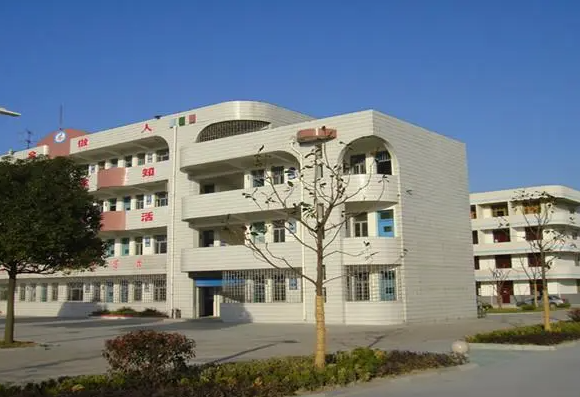江都市大橋高級中學(xué)歷年招生分數(shù)線一覽表(2023參考)
