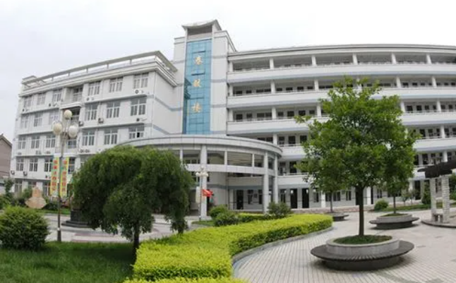 常州市武進區(qū)鳴凰中學歷年招生分數(shù)線一覽表(2023參考)