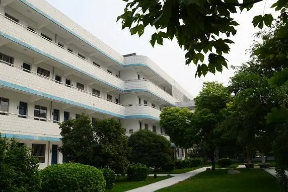 常州市武進(jìn)區(qū)湟里高級中學(xué)怎么樣、好不好