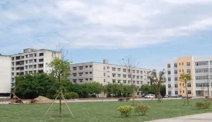 江蘇2023年初中畢業(yè)讀什么中專學校好