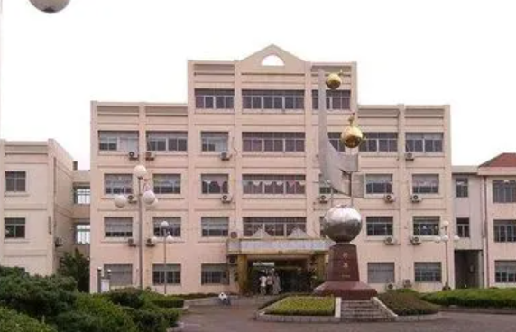常熟市王淦昌中學(xué)地址，乘車路線