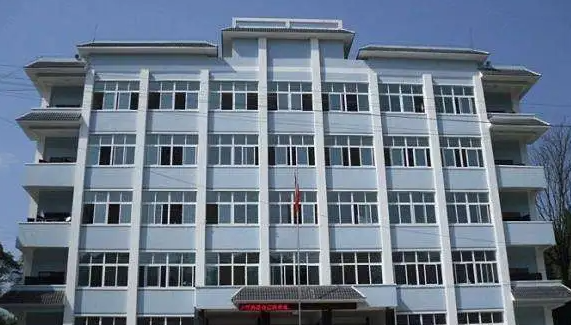 2024黔東南排名前五的新能源汽車學校名單