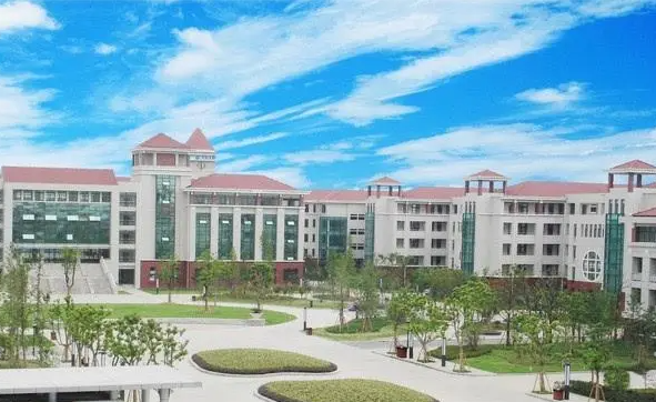 無錫市第六高級中學(xué)地址，乘車路線