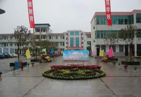 江陰澄西中學怎么樣、好不好