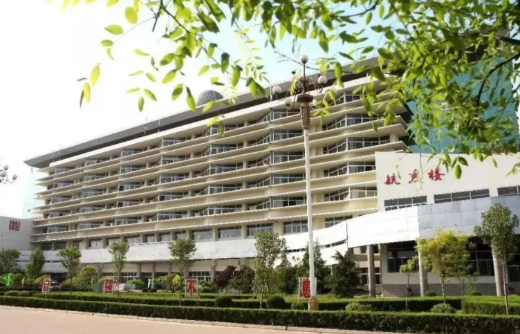 新沂市第一中學(xué)地址，乘車路線