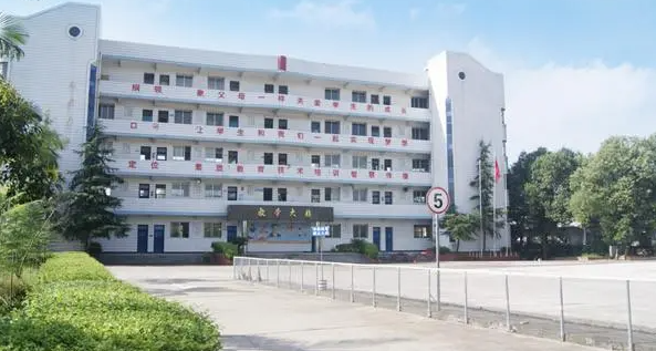 2024自貢排名前五的室內(nèi)設(shè)計學校名單