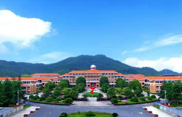 浙江省義烏中學(xué)怎么樣、好不好