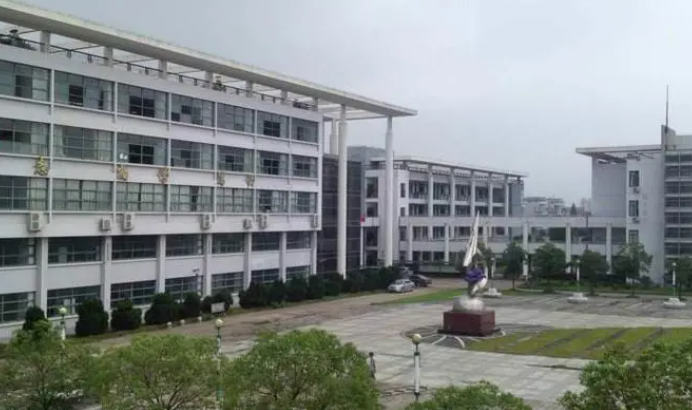 浙江省杭州第七中學(xué)地址，乘車路線