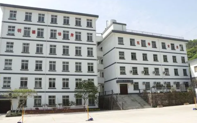杭州市蕭山區(qū)玉山中學(xué)地址，乘車(chē)路線